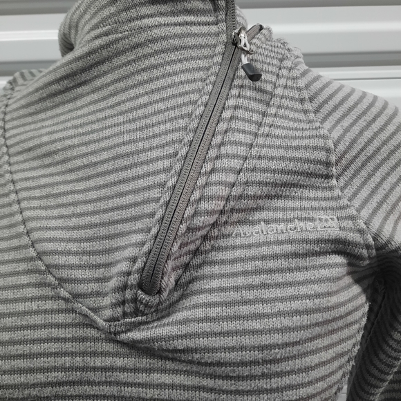 Avalanche Womens Hooded Sweatshirt Size Small Gray - Picture 7 of 11